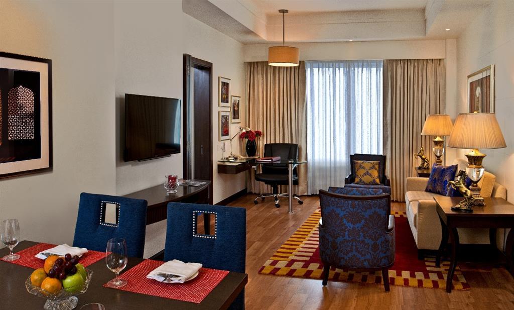 Fortune Jp Palace, Mysore - Member Itc Hotels' Group Rum bild Suite at the Taj Bengal