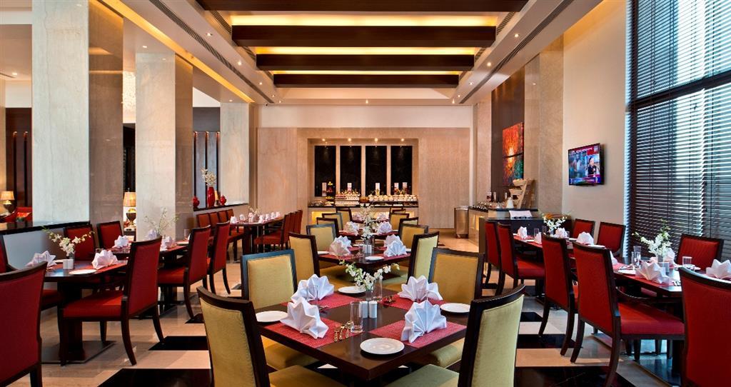 Fortune Jp Palace, Mysore - Member Itc Hotels' Group Restaurang bild The Park, New Delhi