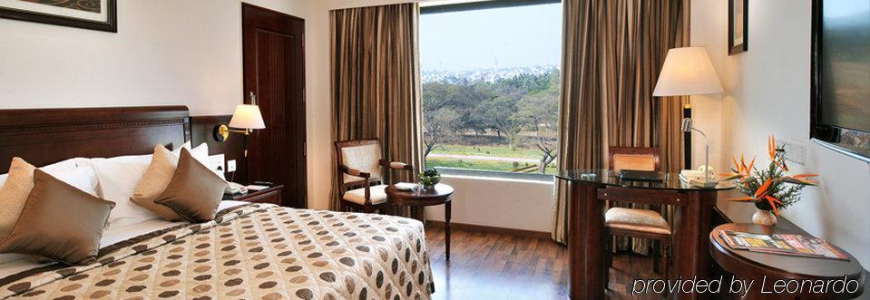 Fortune Jp Palace, Mysore - Member Itc Hotels' Group Rum bild A room at the Taj Bengal
