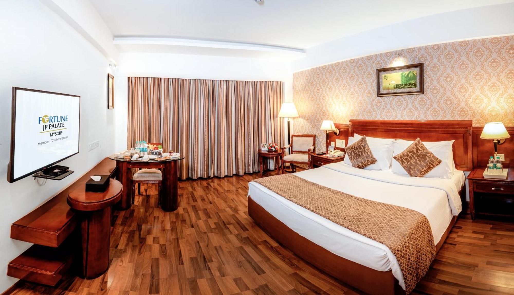 Fortune Jp Palace, Mysore - Member Itc Hotels' Group Exteriör bild