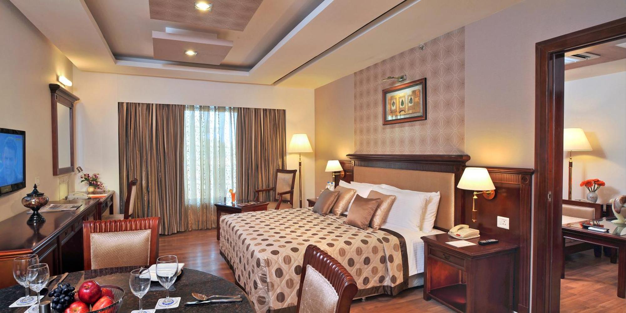 Fortune Jp Palace, Mysore - Member Itc Hotels' Group Exteriör bild