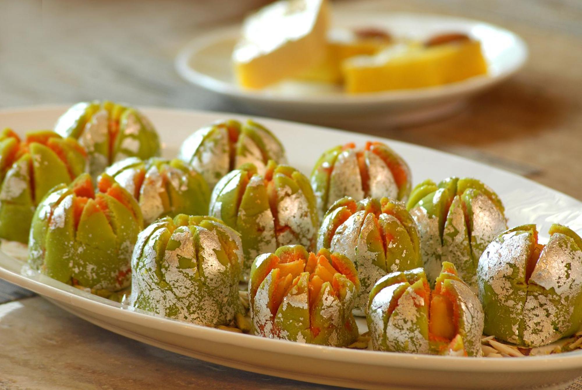 Fortune Jp Palace, Mysore - Member Itc Hotels' Group Exteriör bild Indian sweets