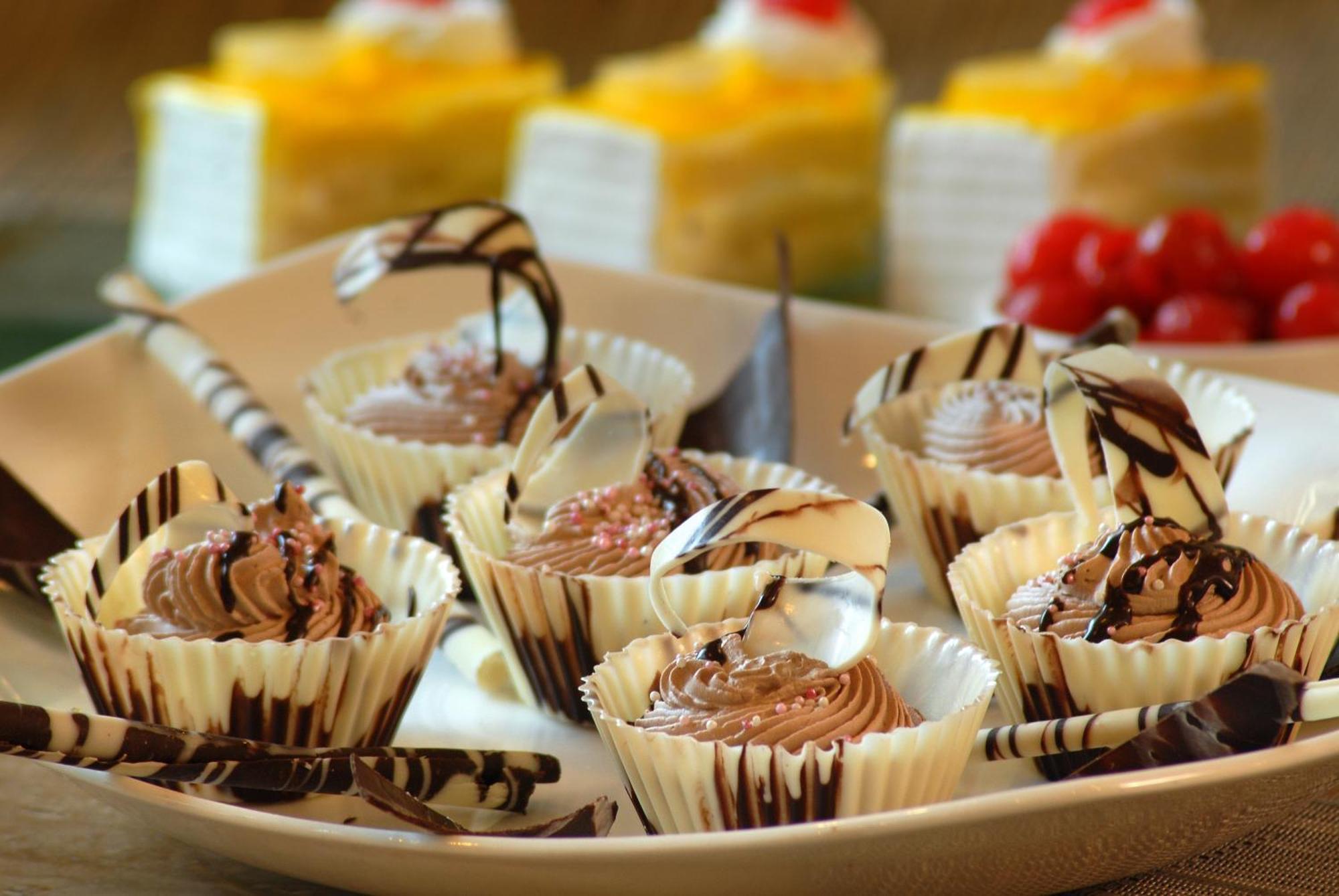 Fortune Jp Palace, Mysore - Member Itc Hotels' Group Exteriör bild Chocolate desserts