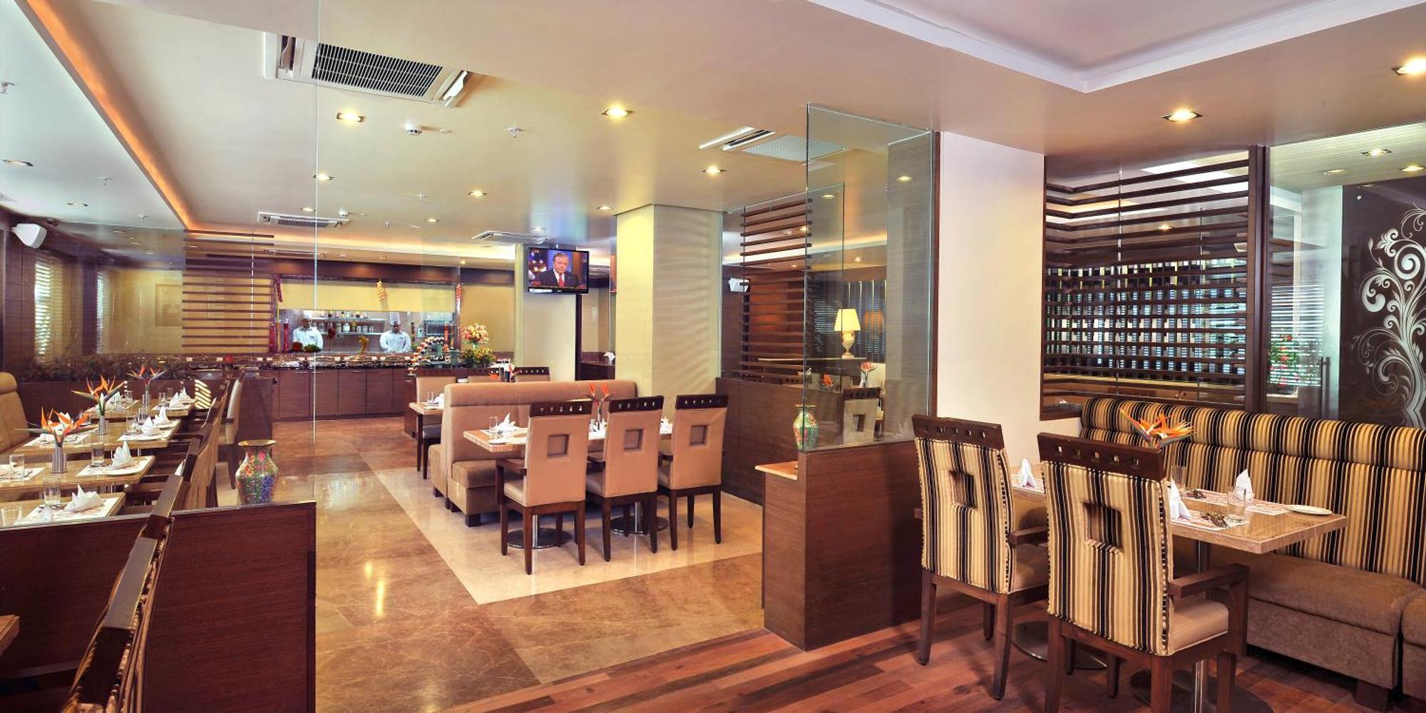 Fortune Jp Palace, Mysore - Member Itc Hotels' Group Exteriör bild